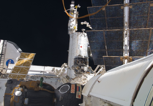 STS129-E-07705