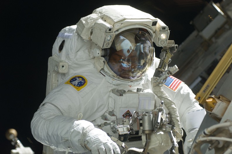 STS129-E-08120.jpg