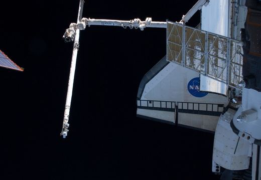 STS126-E-24858