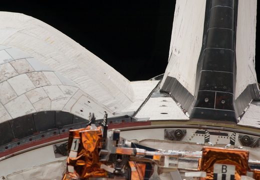 STS125-E-06055