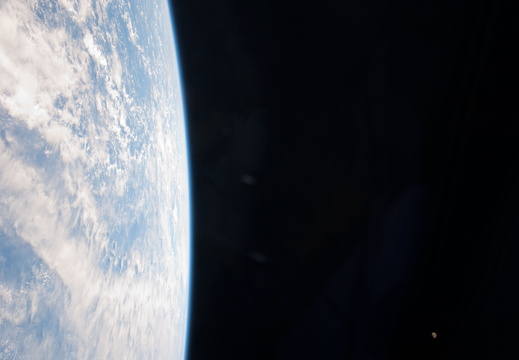 STS125-E-07075
