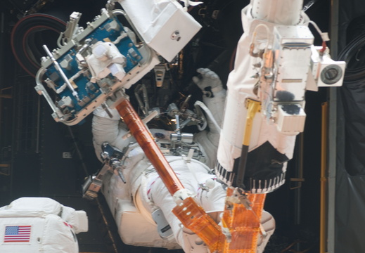 STS125-E-07692