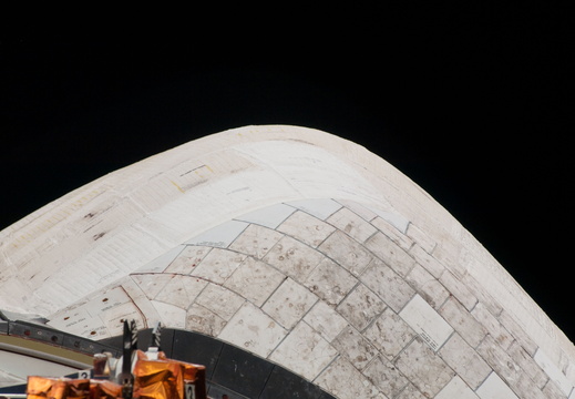 STS125-E-06047