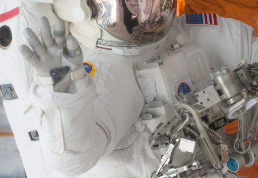 STS125-E-11751