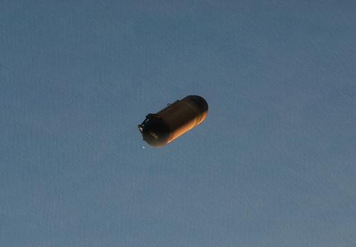 STS125-E-05103