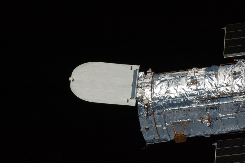 STS125-E-12298.jpg