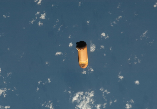 STS125-E-05115