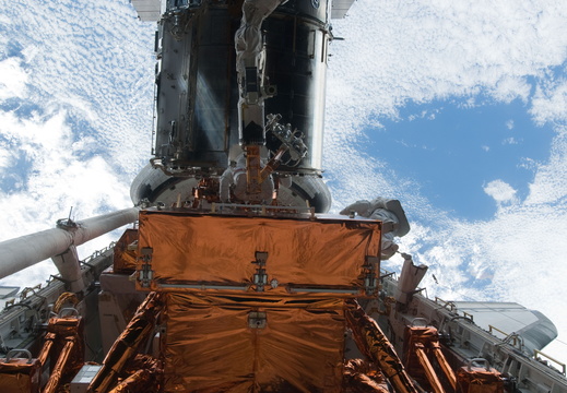 STS125-E-09964