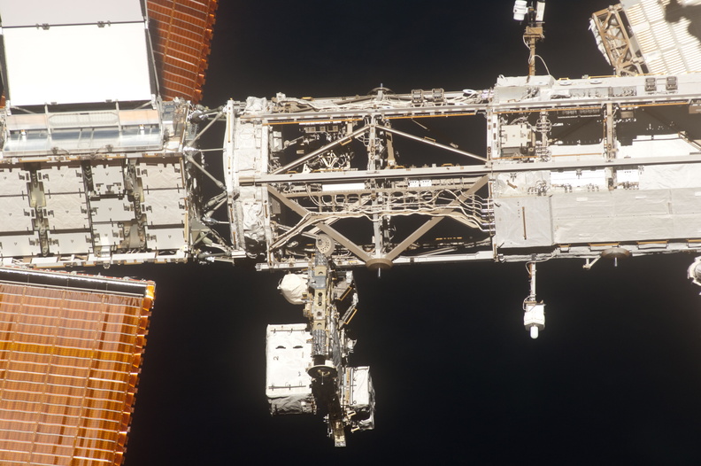 STS124-E-10232.jpg