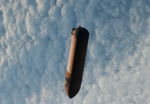 STS124-E-05054