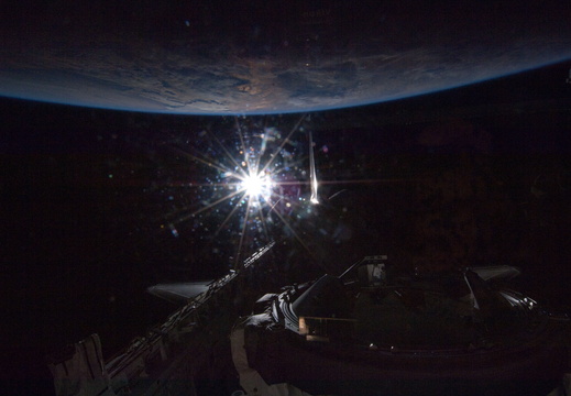 STS124-E-10759