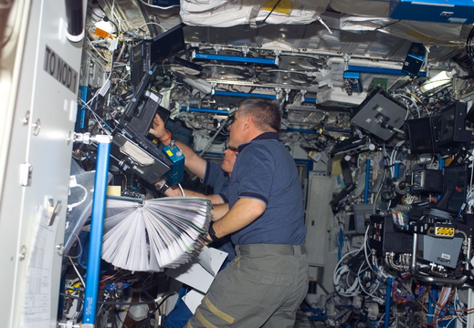 STS123-E-06443