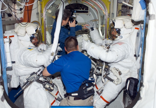 STS123-E-06437