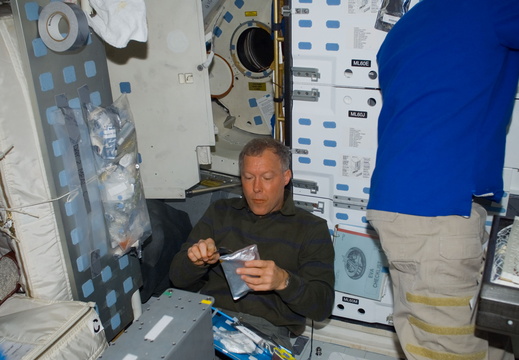 STS123-E-05840