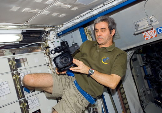 STS123-E-06613