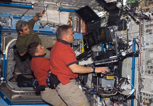 STS123-E-05937