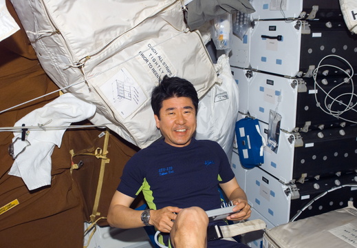 STS123-E-06696