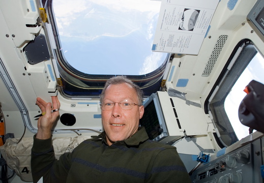 STS123-E-05619