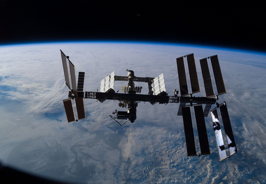 STS122-E-11088