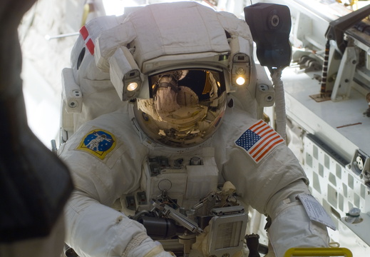 STS122-E-07765