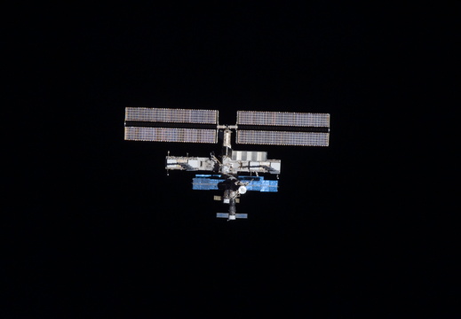 STS121-E-07605