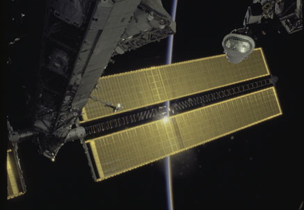 STS120-346-005b