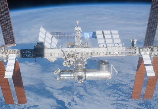 STS119-E-08523