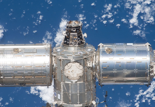 STS119-E-08548