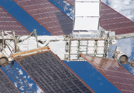 STS119-E-08528