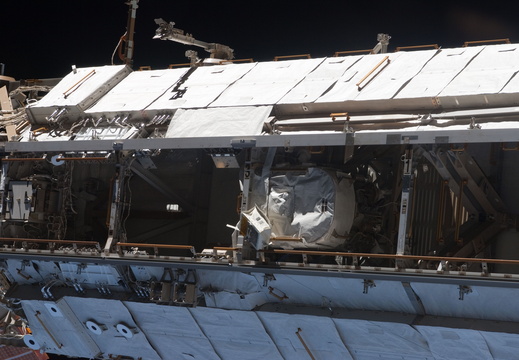 STS119-E-07100