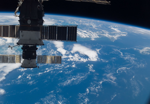 STS118-E-10001