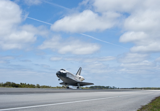 STS133DX002 011