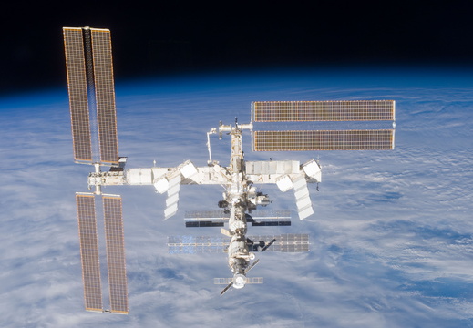 STS116-E-07153