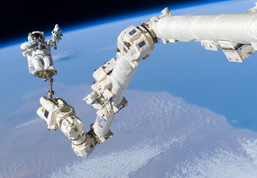STS114-E-06647