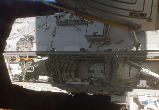 STS110-E-05987