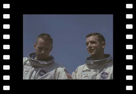 Gemini 8 photo session - 1966 Nasa footages ( No sound )