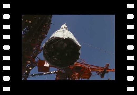 Gemini 9 capsule installation on launch pad - 1966 Nasa footages ( No sound )