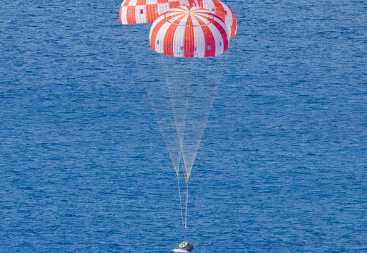 KSC-20221211-PH-JNV01-0002