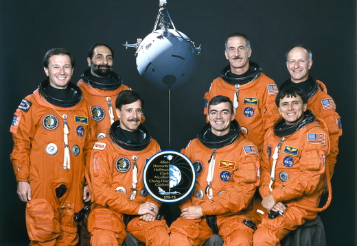 STS-75