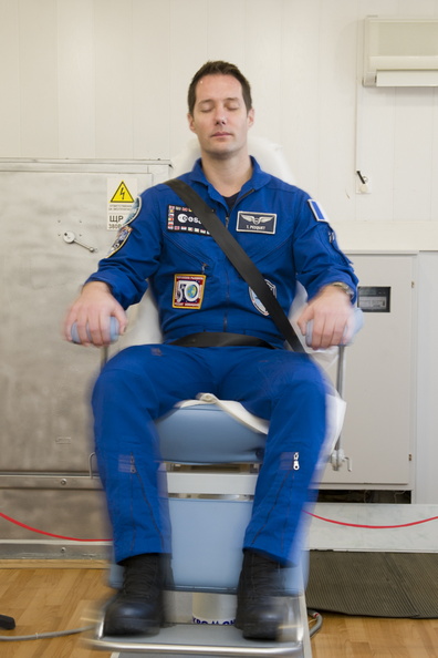 thom_astro_30914709535_Rotating chair and table.jpg