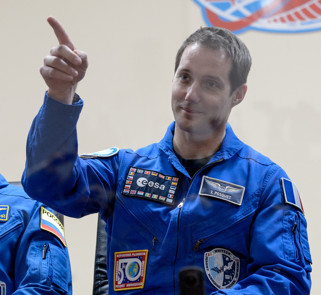 thom_astro_31206046042_Expedition 50 Crew Press Conference.jpg