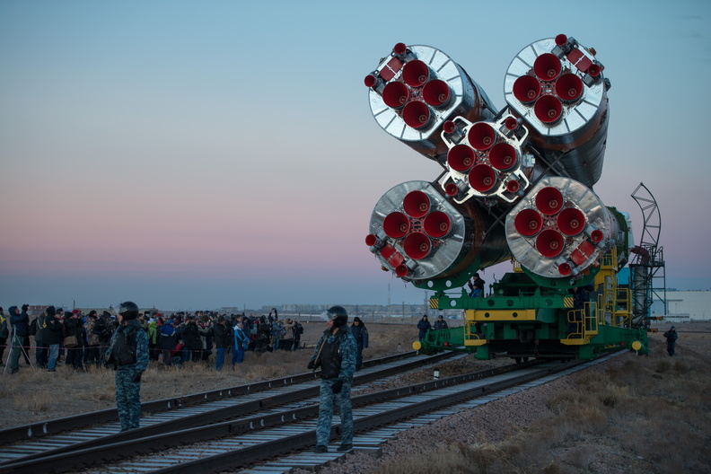 thom_astro_30527830064_Expedition 50 Soyuz Rollout.jpg