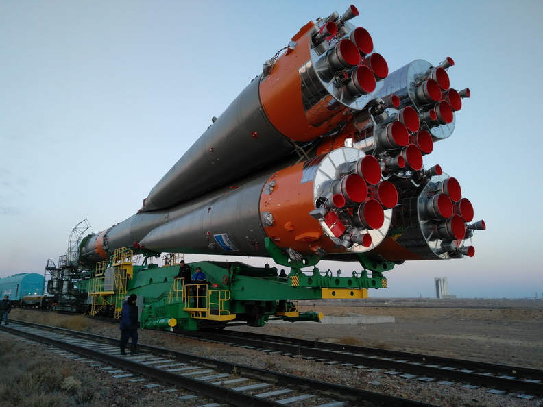 thom_astro_30914746971_Soyuz rollout pictures from Paolo.jpg