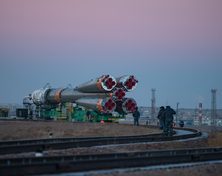 thom_astro_30981264300_Expedition 50 Soyuz Rollout.jpg