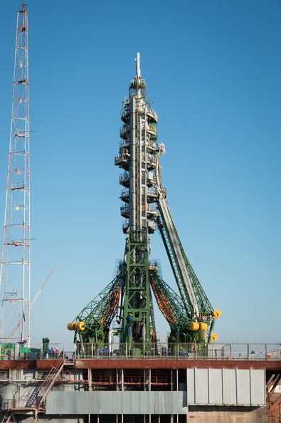 thom_astro_31350238435_Expedition 50 Soyuz Rollout.jpg