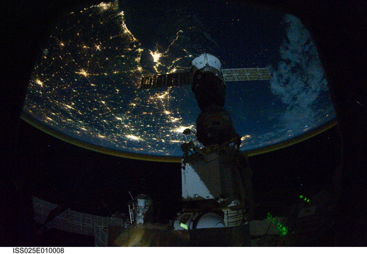 ISS025-E-010008