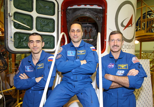 nasa2explore 6329754268 Expedition 30 Crew With Soyuz
