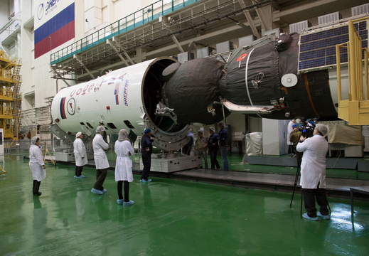 SOYUZ (CREWED)