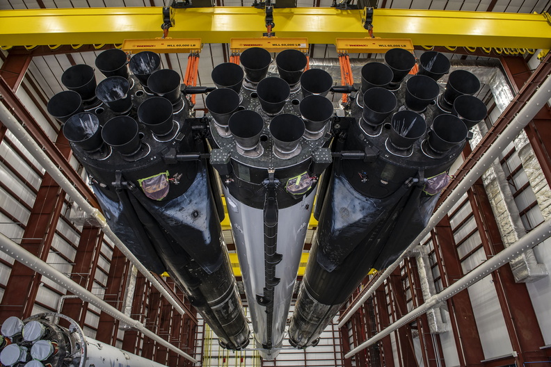 spacex-falcon-heavy-in-hangar-before-static-fire-test-for-nasas-psyche-mission_53222357916_o.jpg