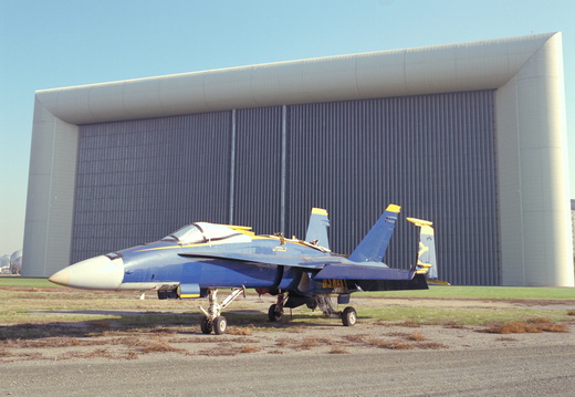 ARC-1989-AC90-0001-8